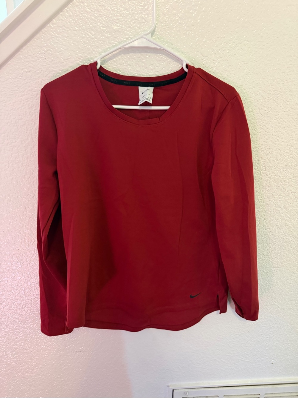 Nike Red Therma-Fit Crew Neck Long Sleeve
